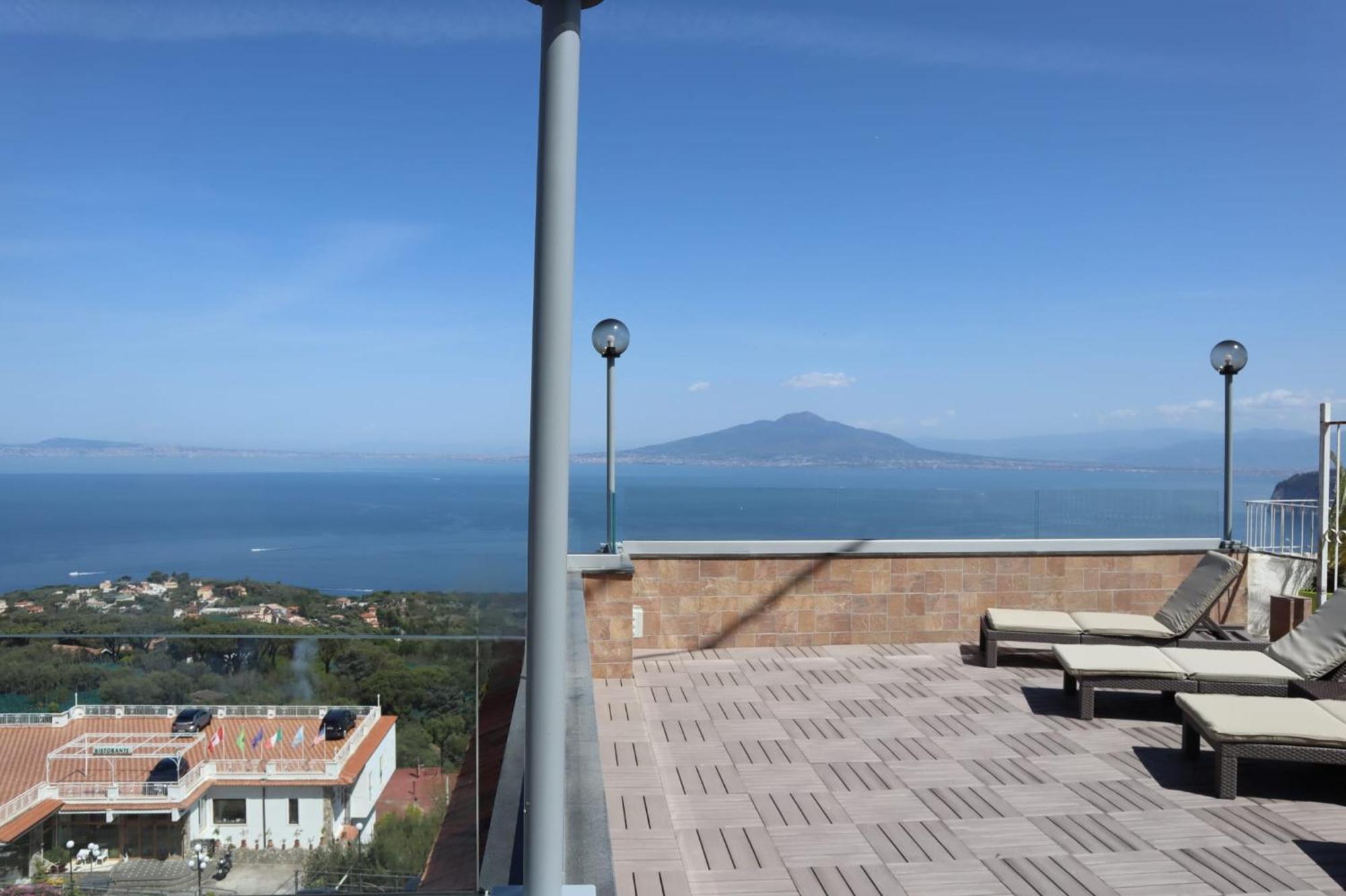 Villa Marylise Sorrento Exterior foto