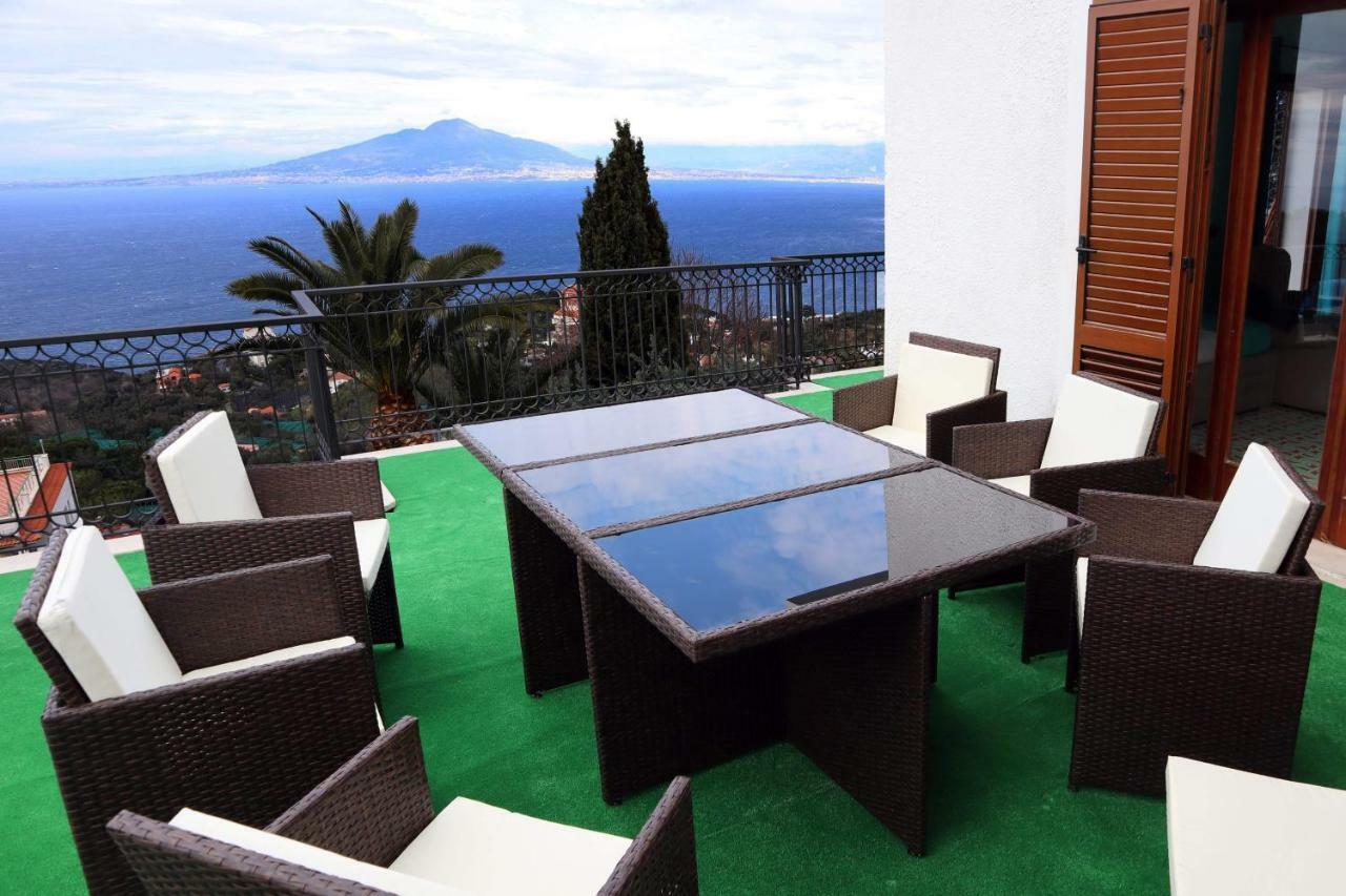 Villa Marylise Sorrento Exterior foto