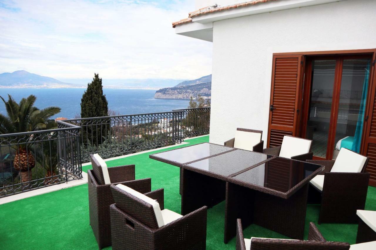 Villa Marylise Sorrento Exterior foto